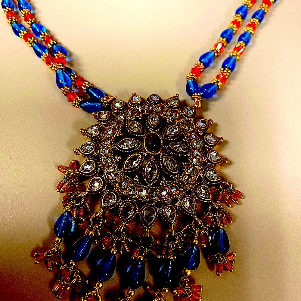 Neclace
